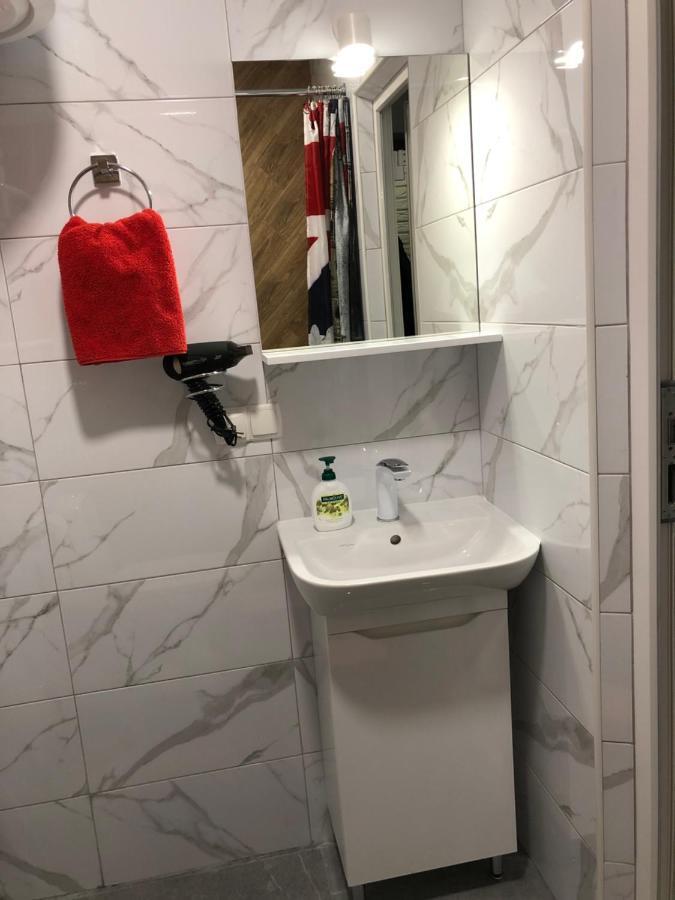 Apartment Studio London 92 Ирпень Экстерьер фото